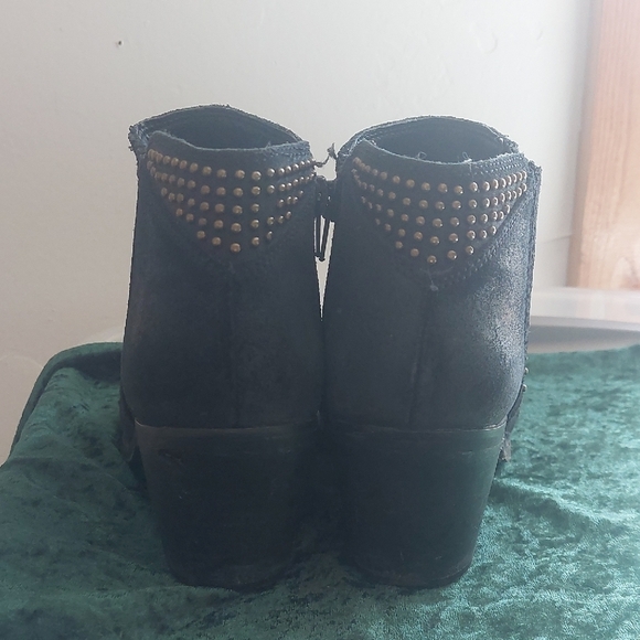 Lucky Brand Black Ankle Booties with Studded Design - Picture 3 of 6